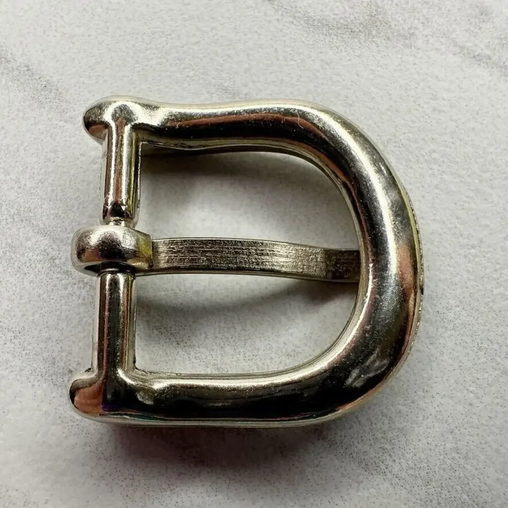 Small Silver Tone Simple Basic Belt Buckle